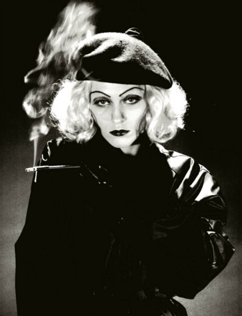 Die Marlene as a prostitute